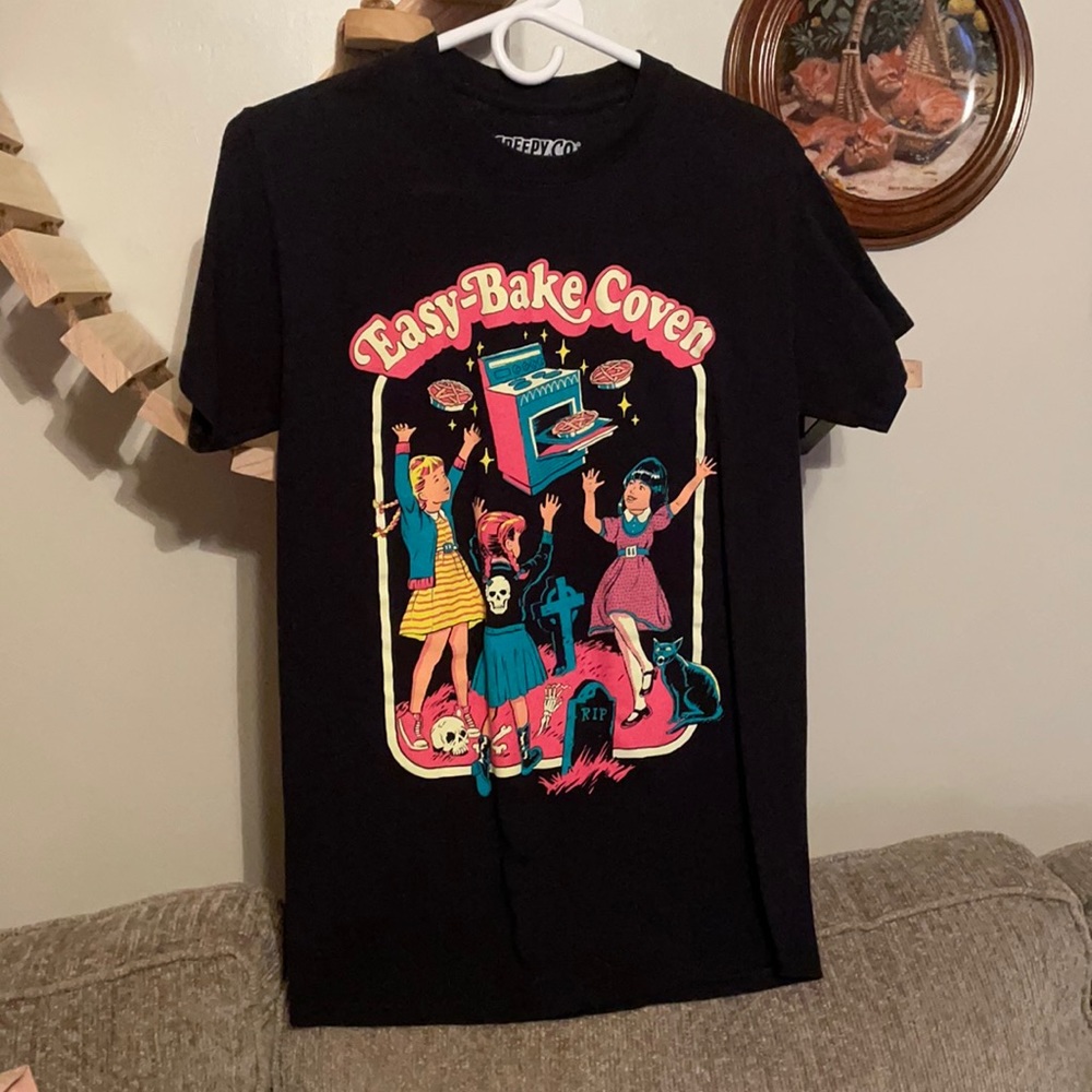 easy bake coven, bright color grunge tee. size small.
